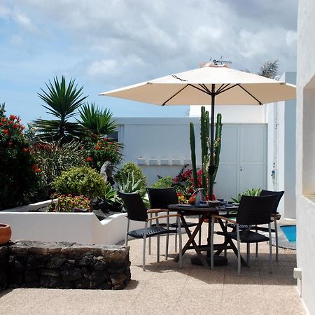 Villa Casa Azmira Del Mar à Guatiza Extérieur photo